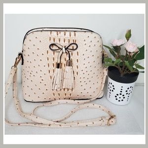 Handbags - Peach & Brown Crossbody Bag